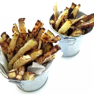 Low-Carb Baked Kohlrabi Fries