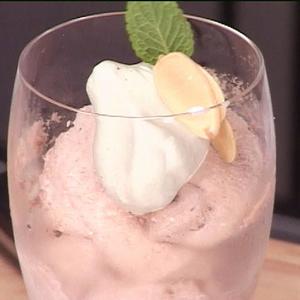 Low Carb Quick Chocolate Almond Ice Cream