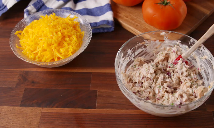 Tomato Bun Tuna Melt Recipe